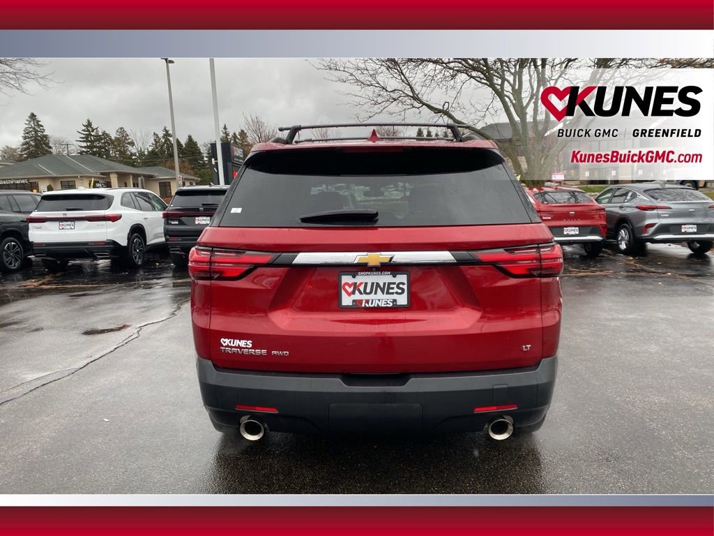 Used 2023 Chevrolet Traverse LT w/ LPO, Floor Liner Package image 6