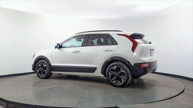 Used 2023 Kia Niro Wind FWD image 6