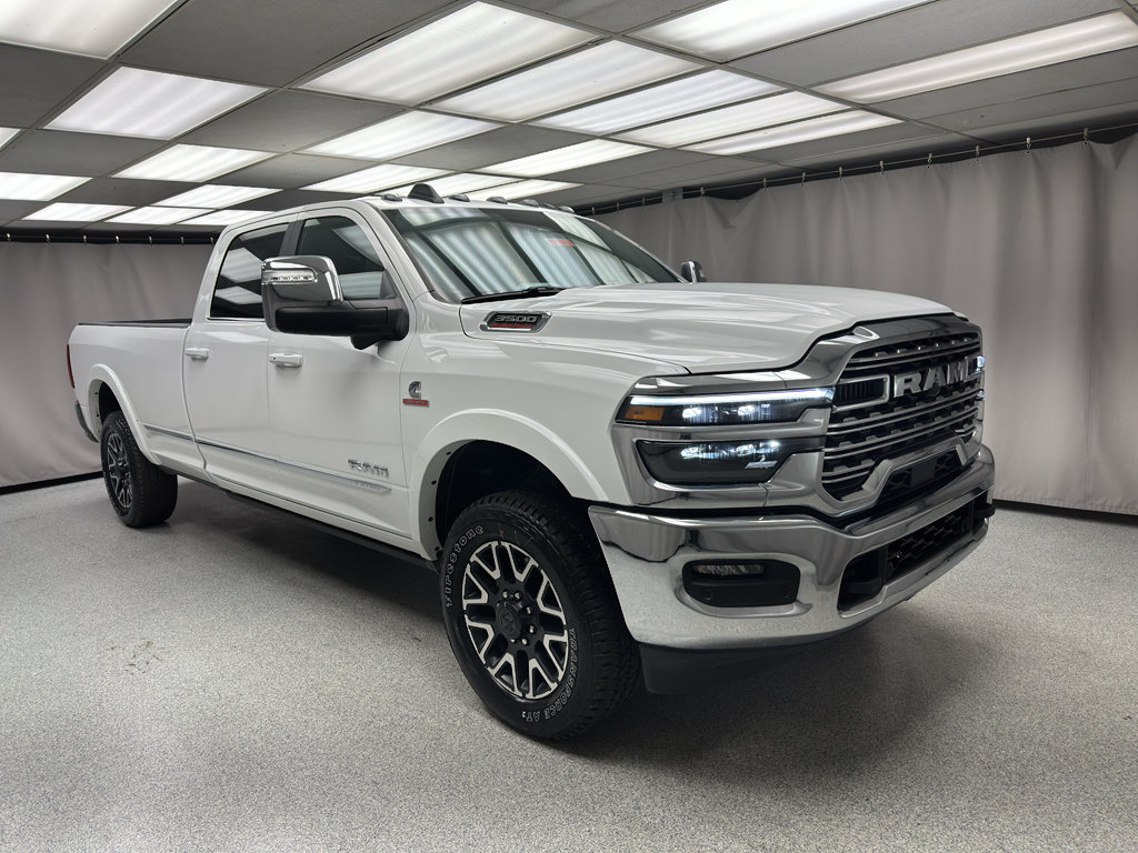 New 2026 RAM 3500 Limited AWD/4WD image 17