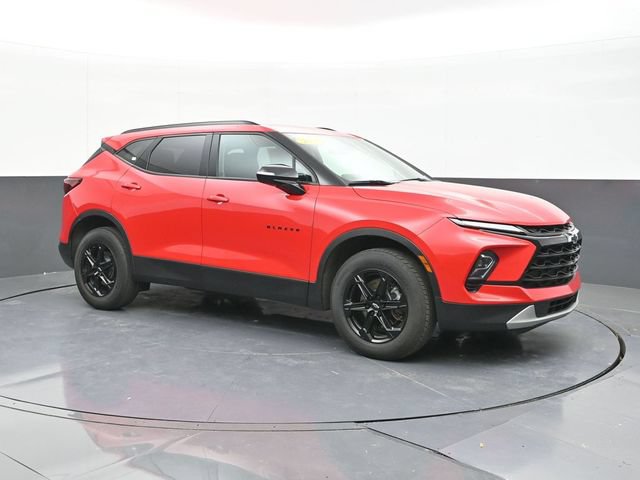 Used 2024 Chevrolet Blazer LT w/ Midnight/Sport Edition FWD image 19