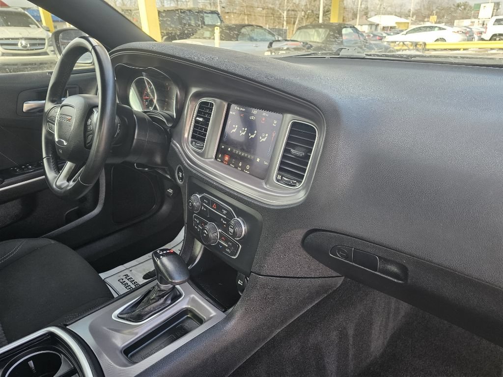 Used 2023 Dodge Charger SXT RWD image 38