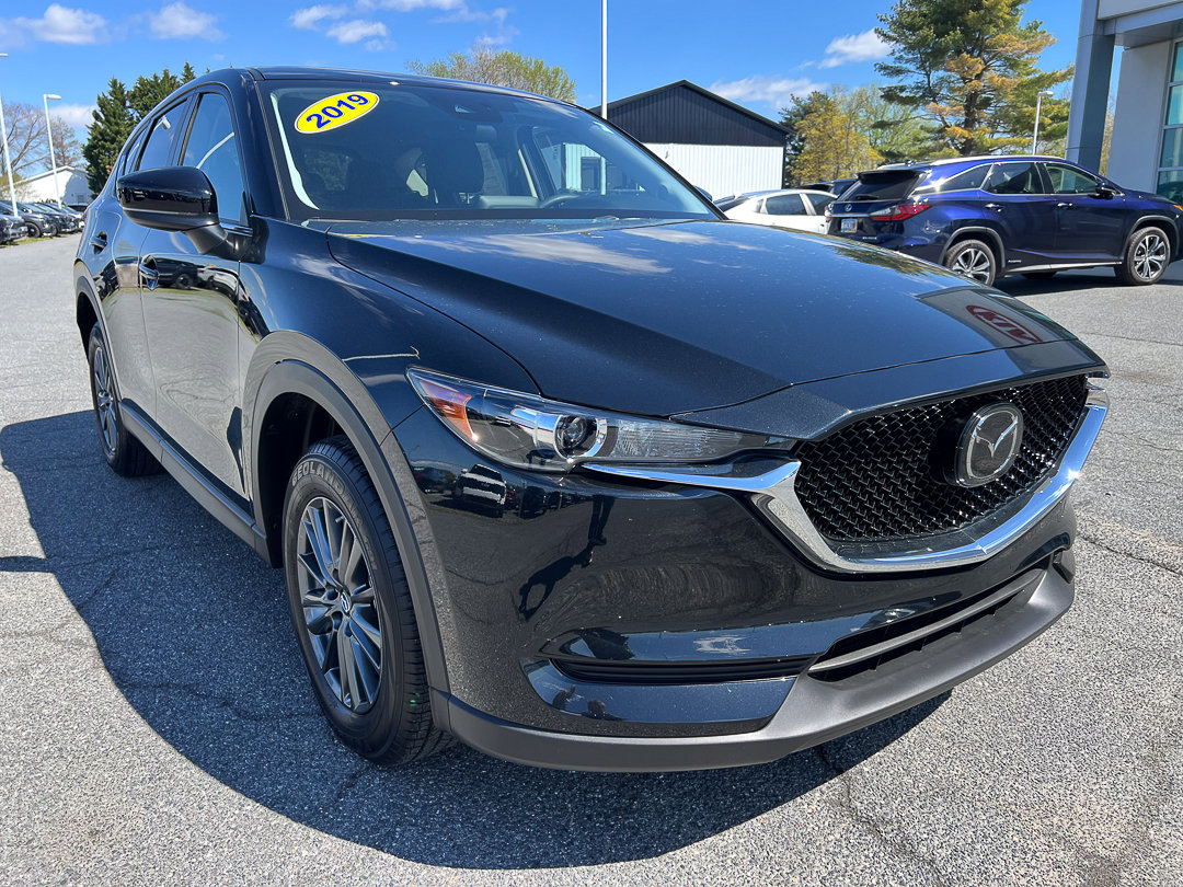 Used 2019 MAZDA CX-5 Touring image 10