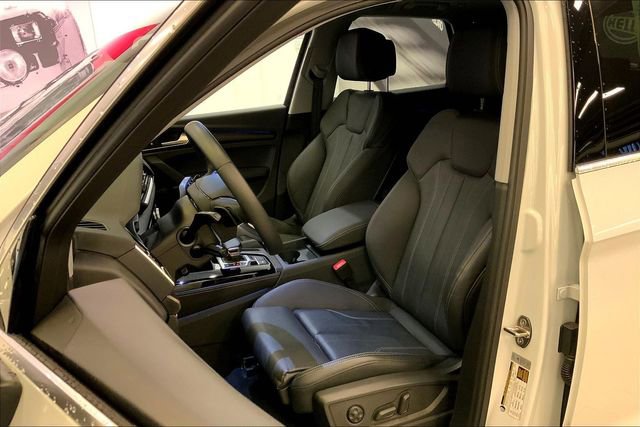 Used 2025 Audi Q5 2.0T Premium Plus w/ Premium Plus Package image 7