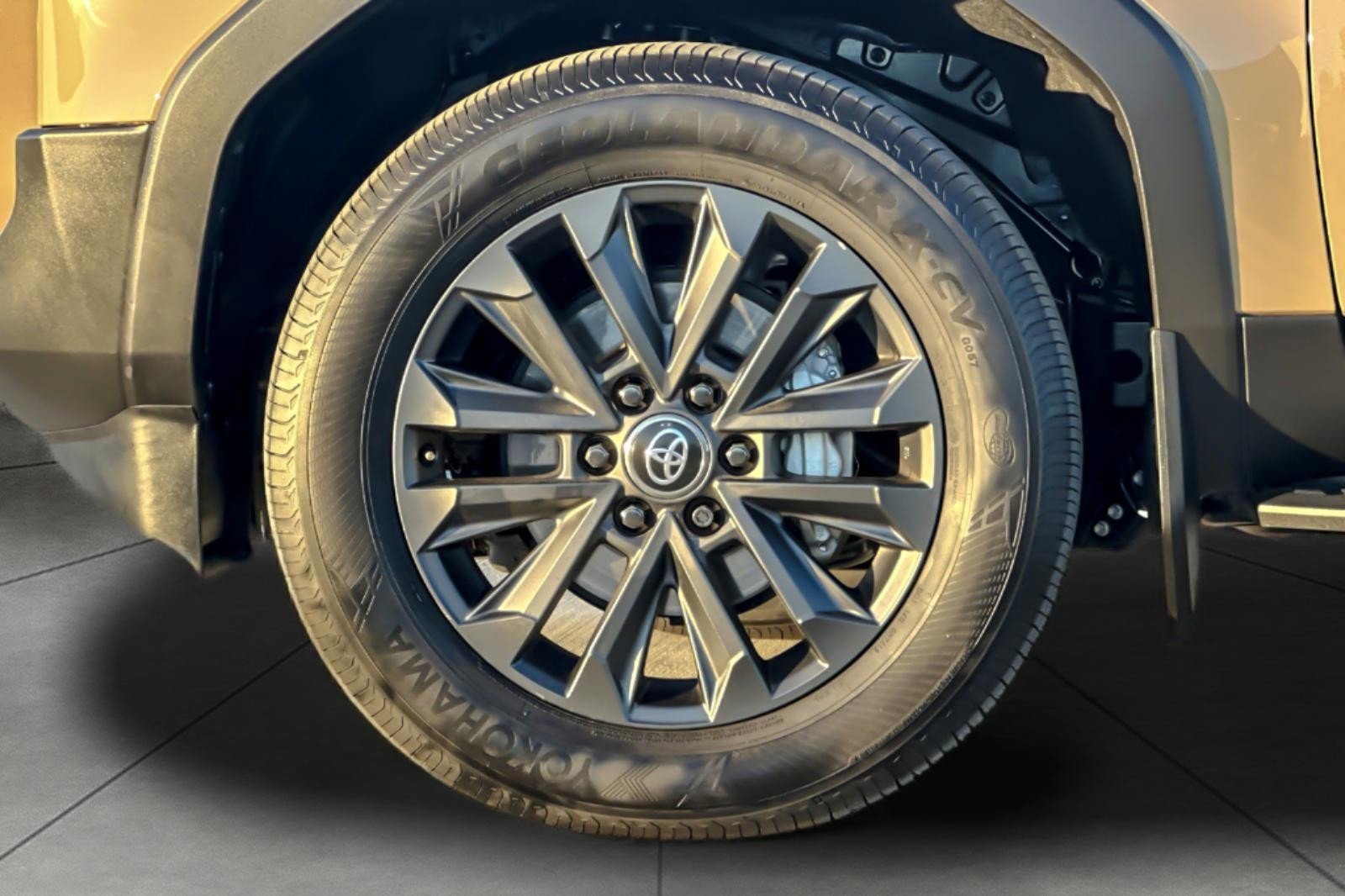 Used 2025 Toyota Land Cruiser image 25