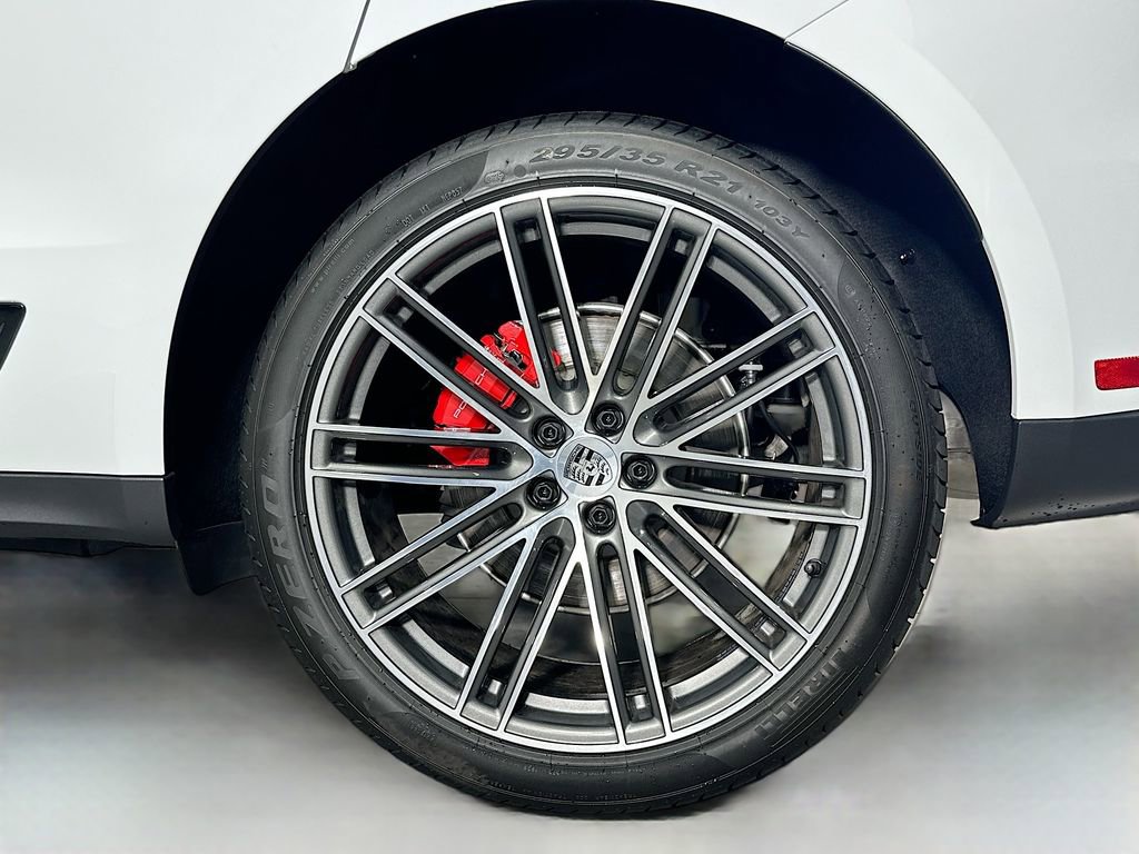 New 2025 Porsche Macan S image 34