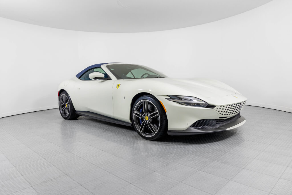 Certified 2024 Ferrari Roma Spider RWD image 9