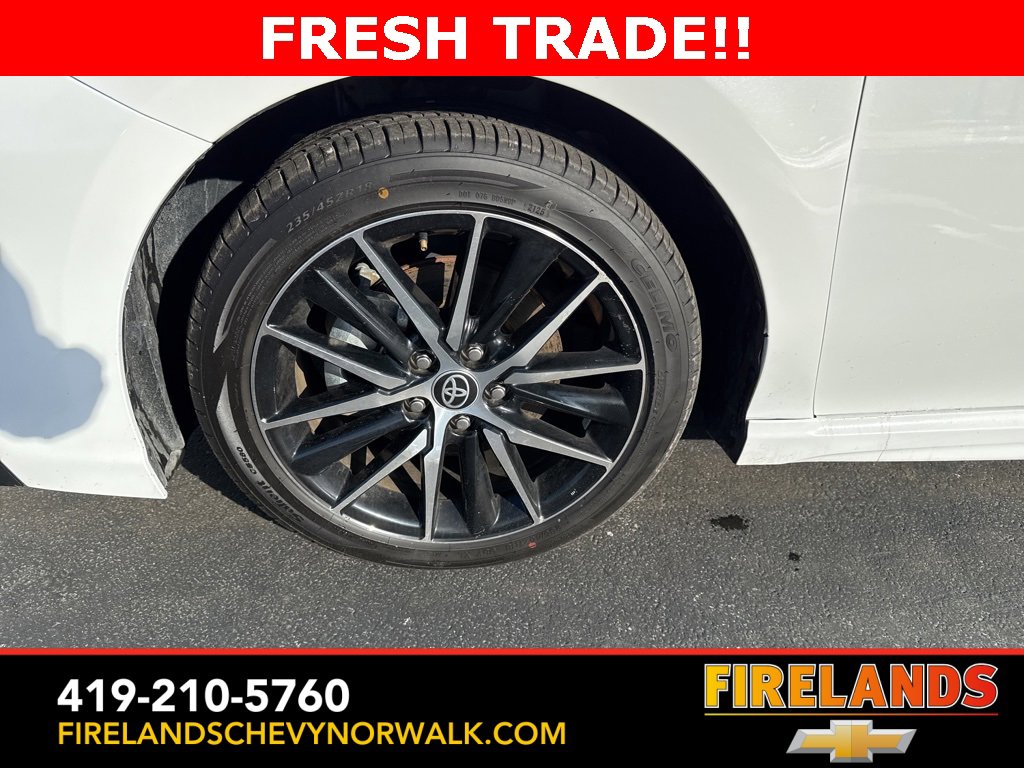 Used 2024 Toyota Camry SE image 14