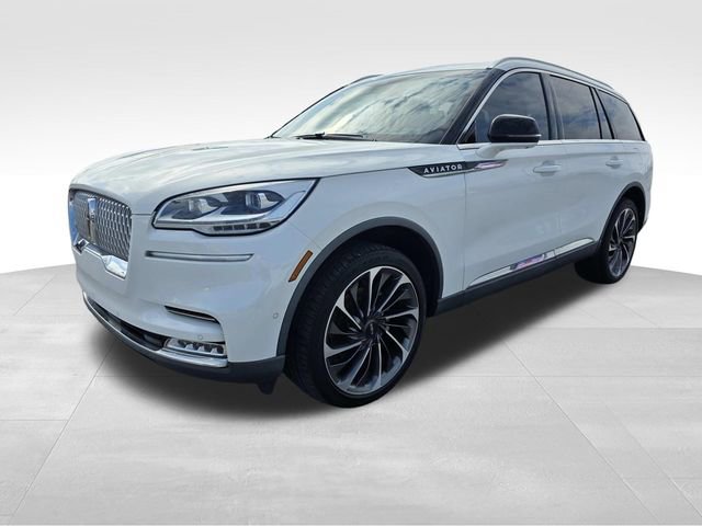 Used 2020 Lincoln Aviator Reserve w/ Equipment Group 202A image 5