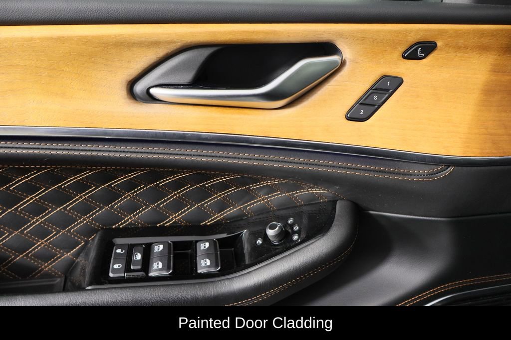 Used 2023 Jeep Grand Cherokee L Summit image 24