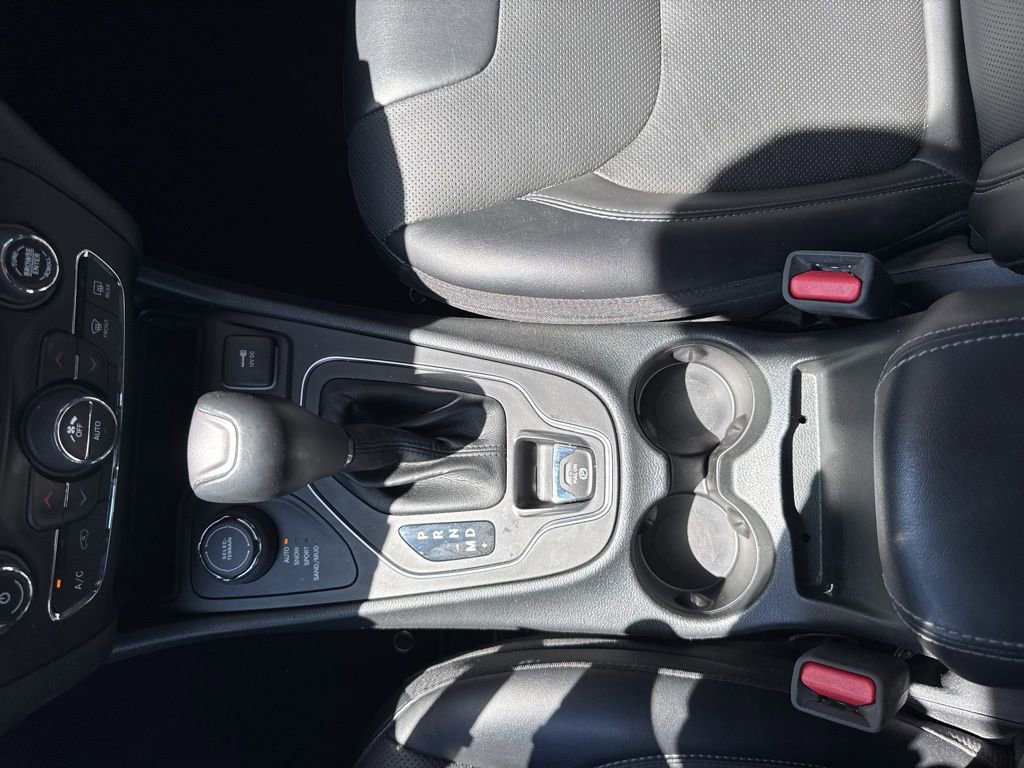 Used 2022 Jeep Cherokee Latitude Lux image 38