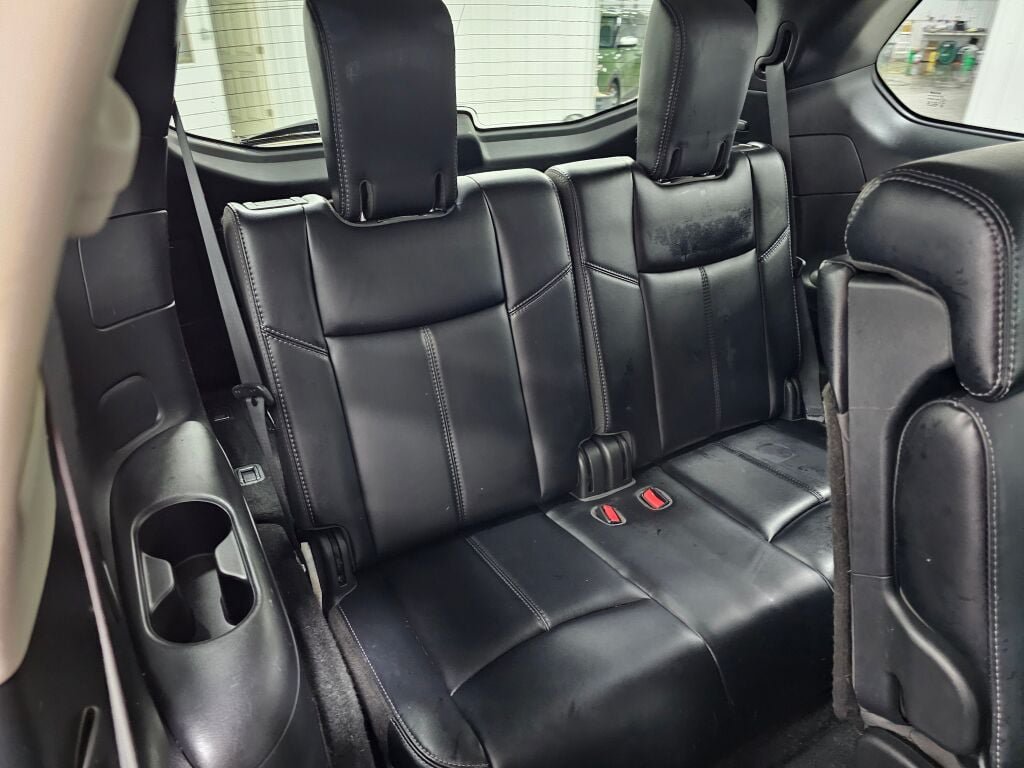 Used 2020 Nissan Pathfinder SL AWD/4WD image 18