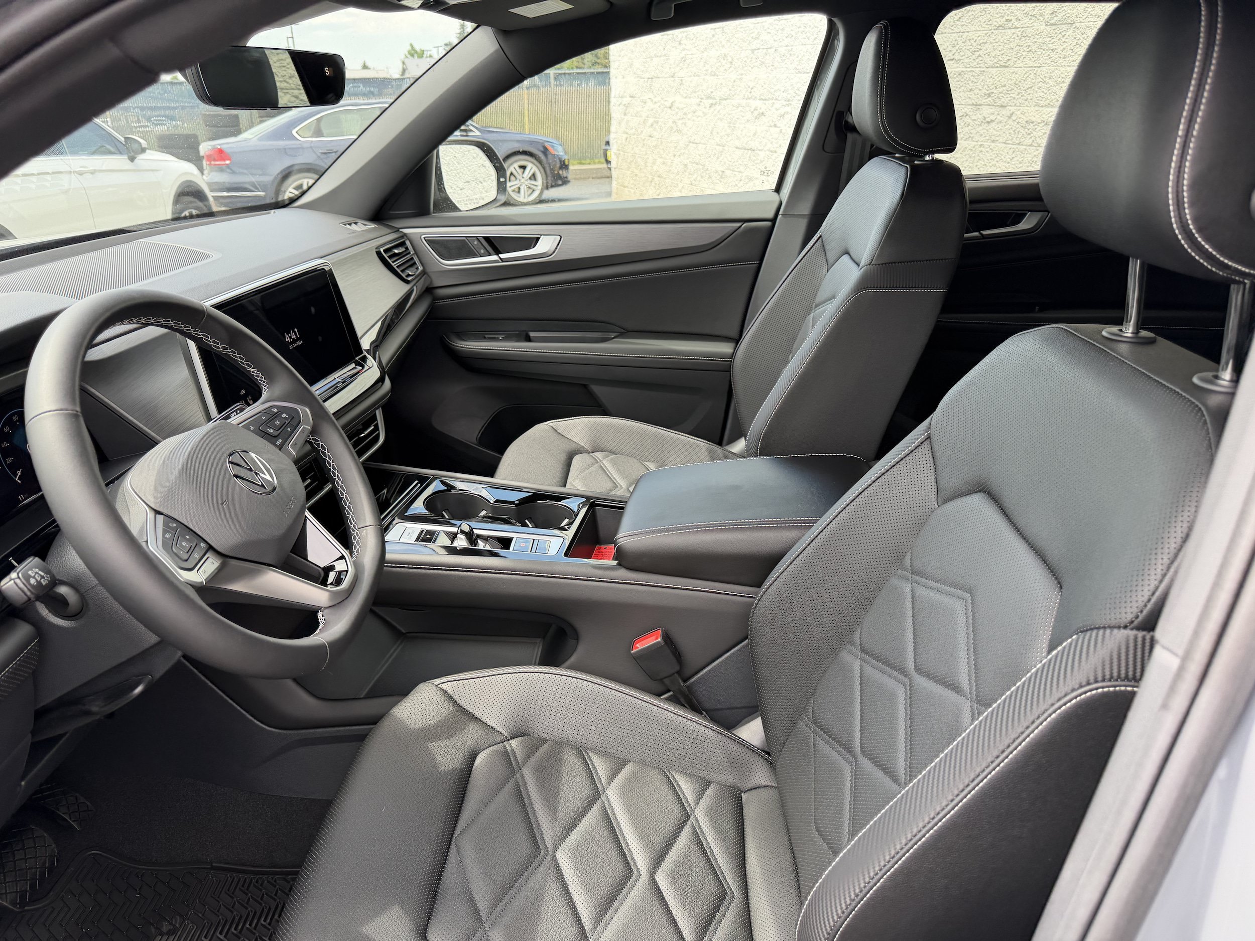 New 2026 Volkswagen Atlas Cross Sport SE AWD/4WD image 9