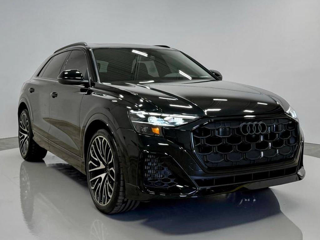 Used 2025 Audi SQ8 Premium Plus w/ 23" Wheel Package AWD/4WD image 10