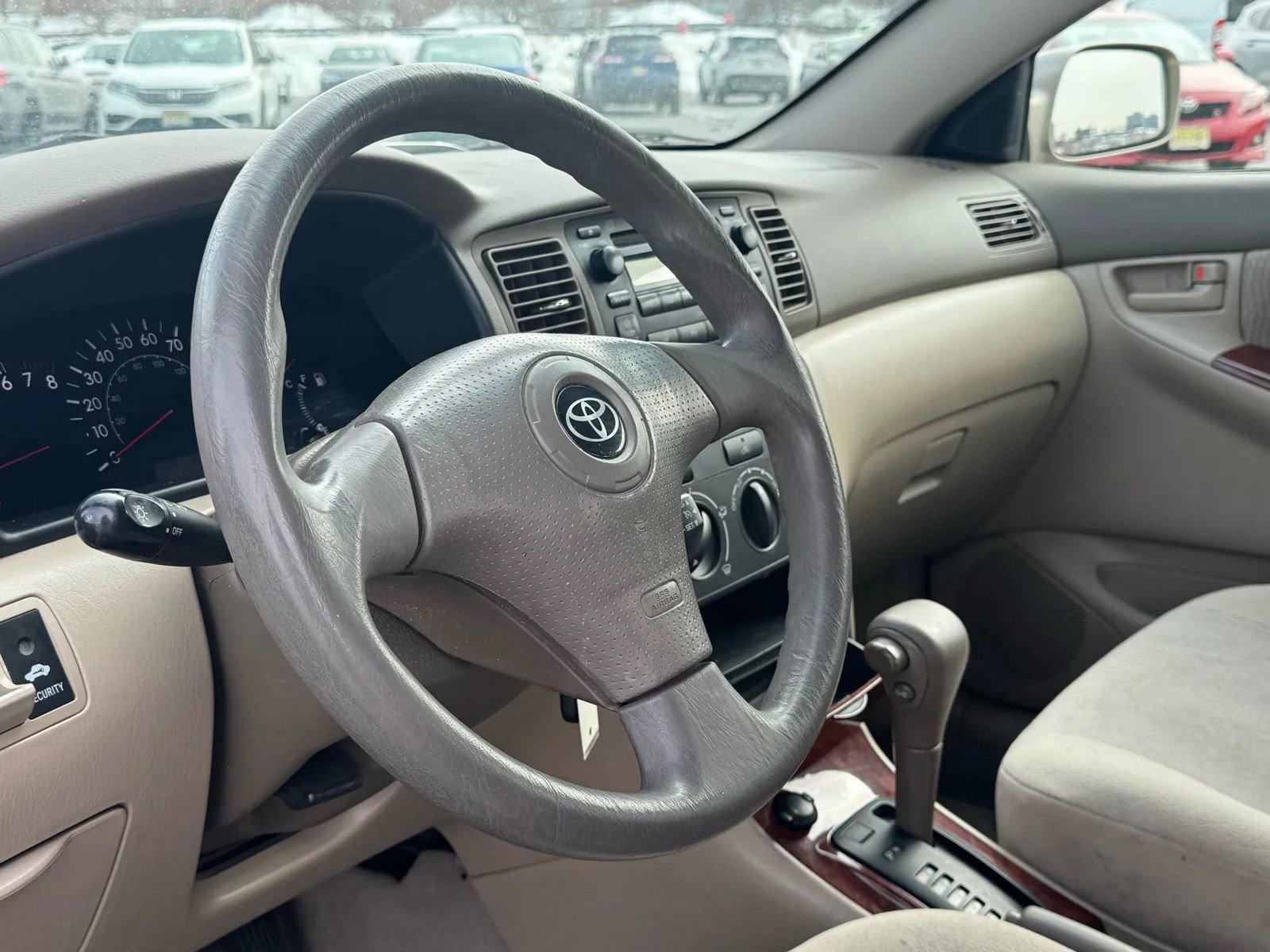 Used 2005 Toyota Corolla LE image 8