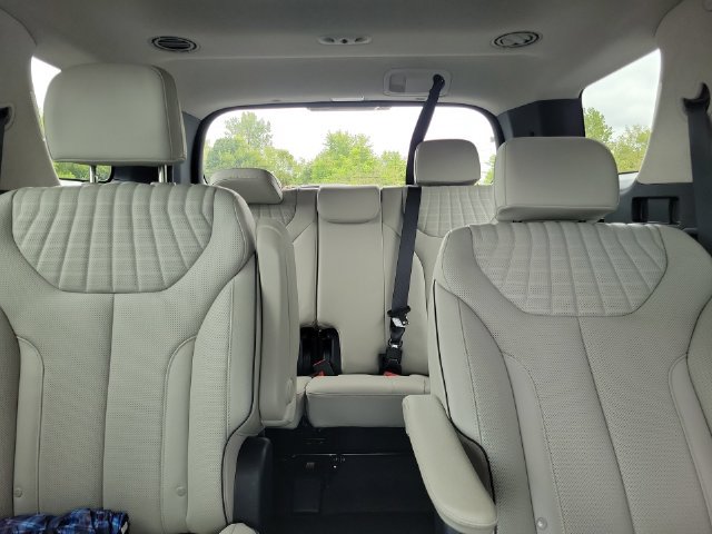 Used 2024 Hyundai Palisade Limited AWD/4WD image 21