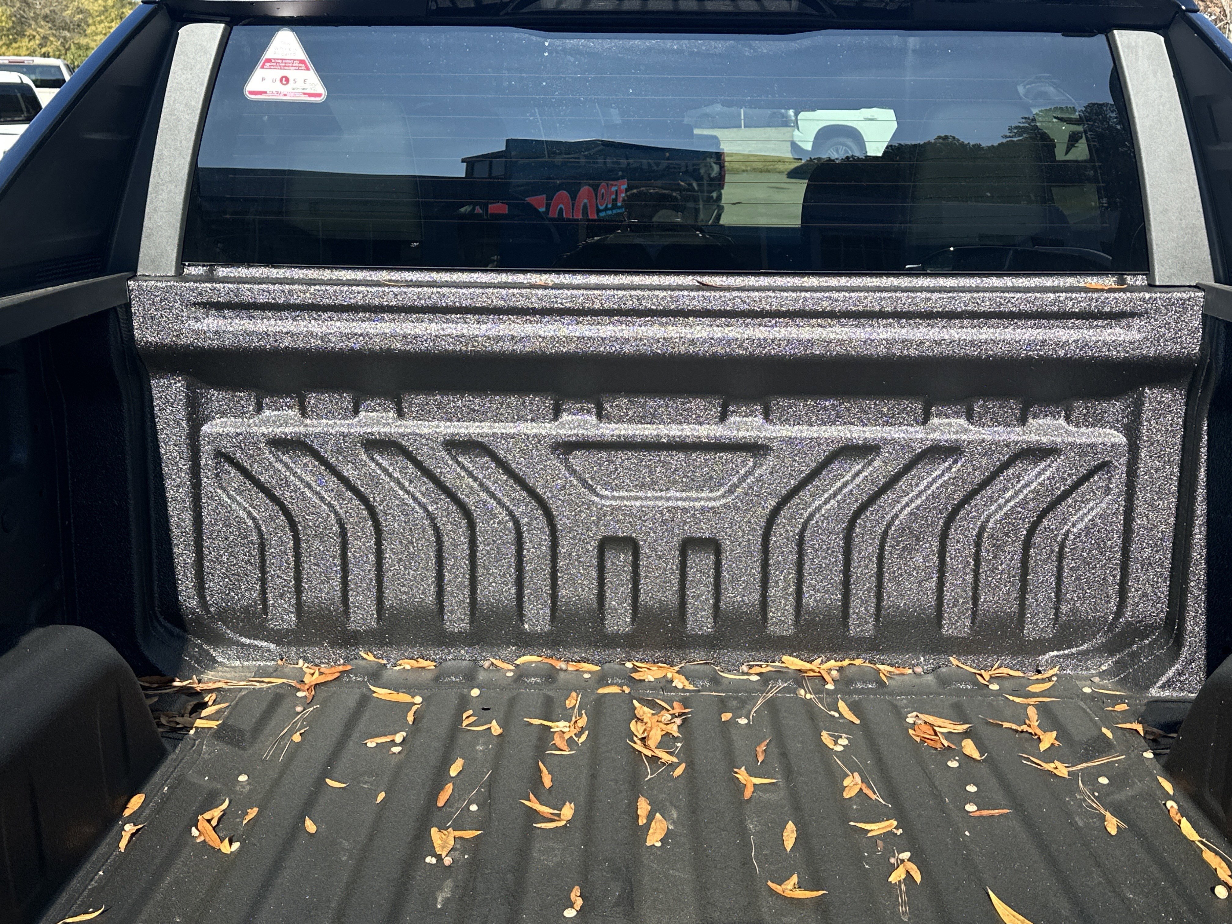 New 2025 Chevrolet Silverado EV LT image 19