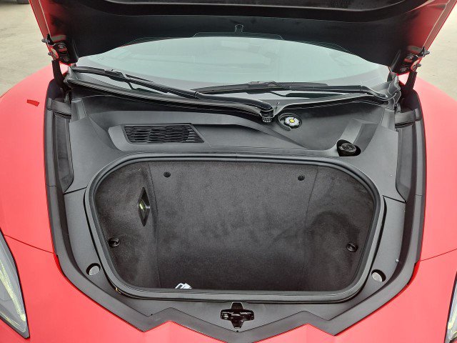 Used 2021 Chevrolet Corvette Stingray Coupe w/ 1LT RWD image 23