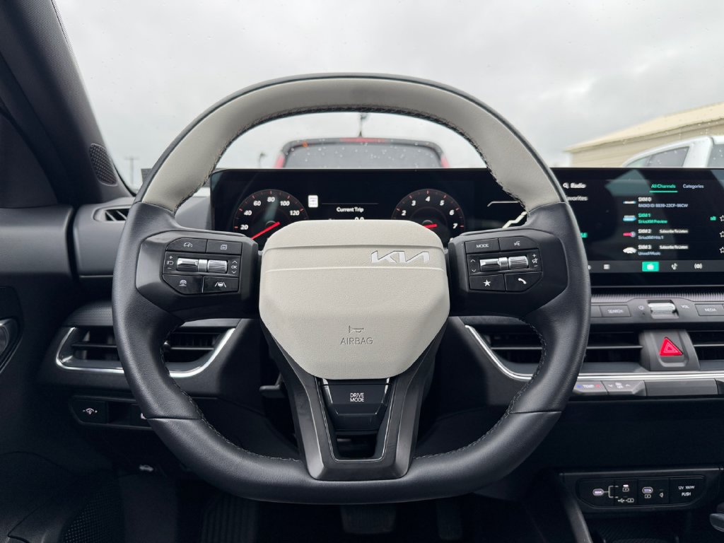 Certified 2025 Kia K4 GT-Line w/ GT-Line Sunroof Package FWD image 15