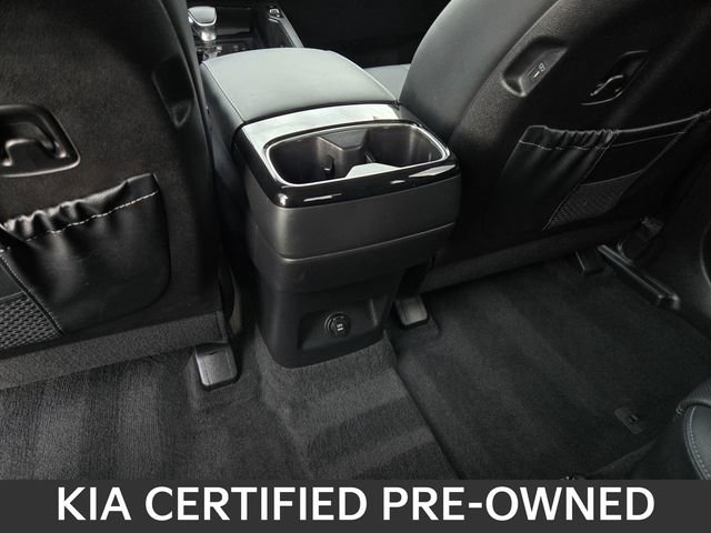 Certified 2023 Kia Telluride EX w/ EX Captain's Chair Package FWD image 18