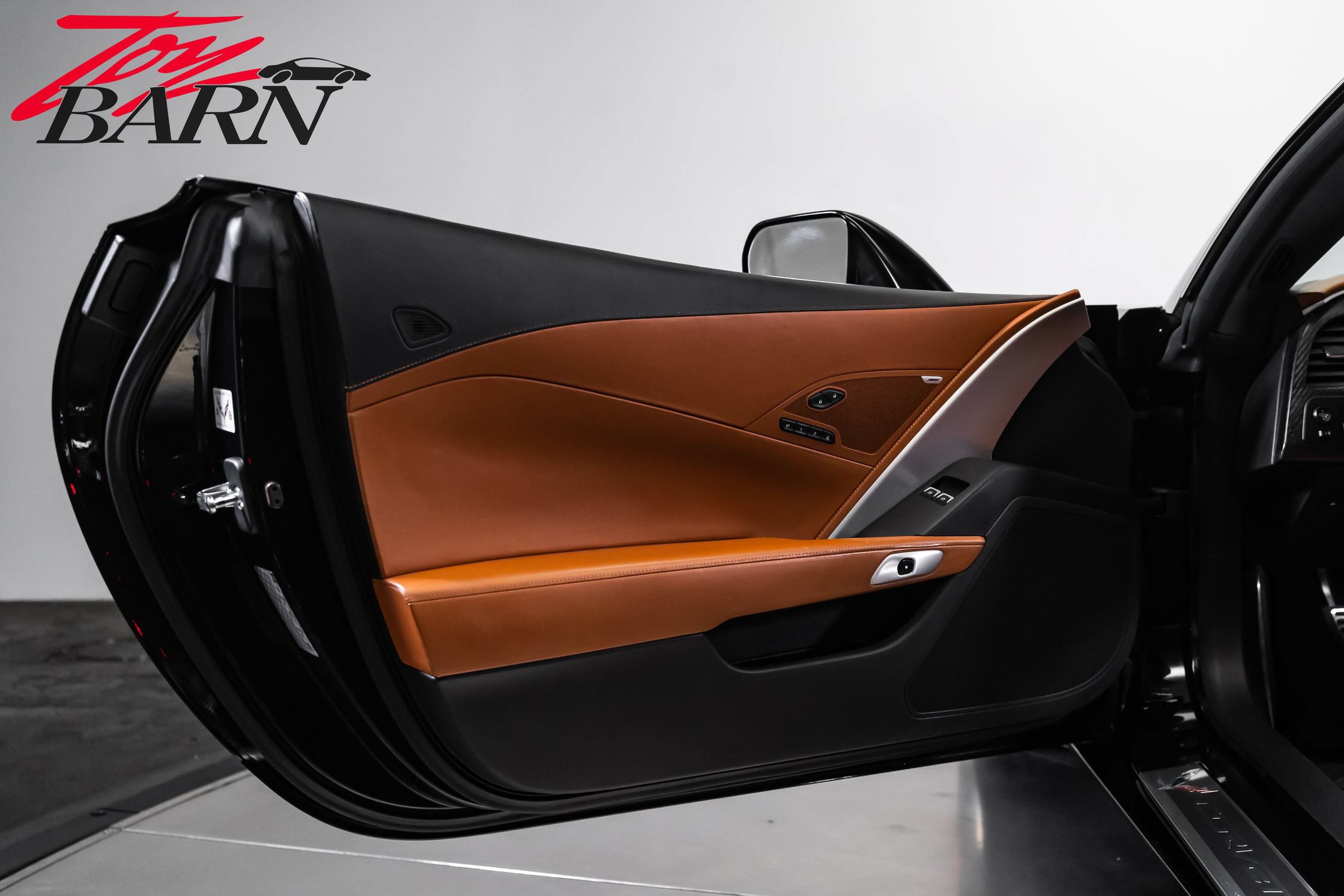 Used 2014 Chevrolet Corvette Stingray Convertible w/ 2LT Preferred Equipment Group RWD image 26