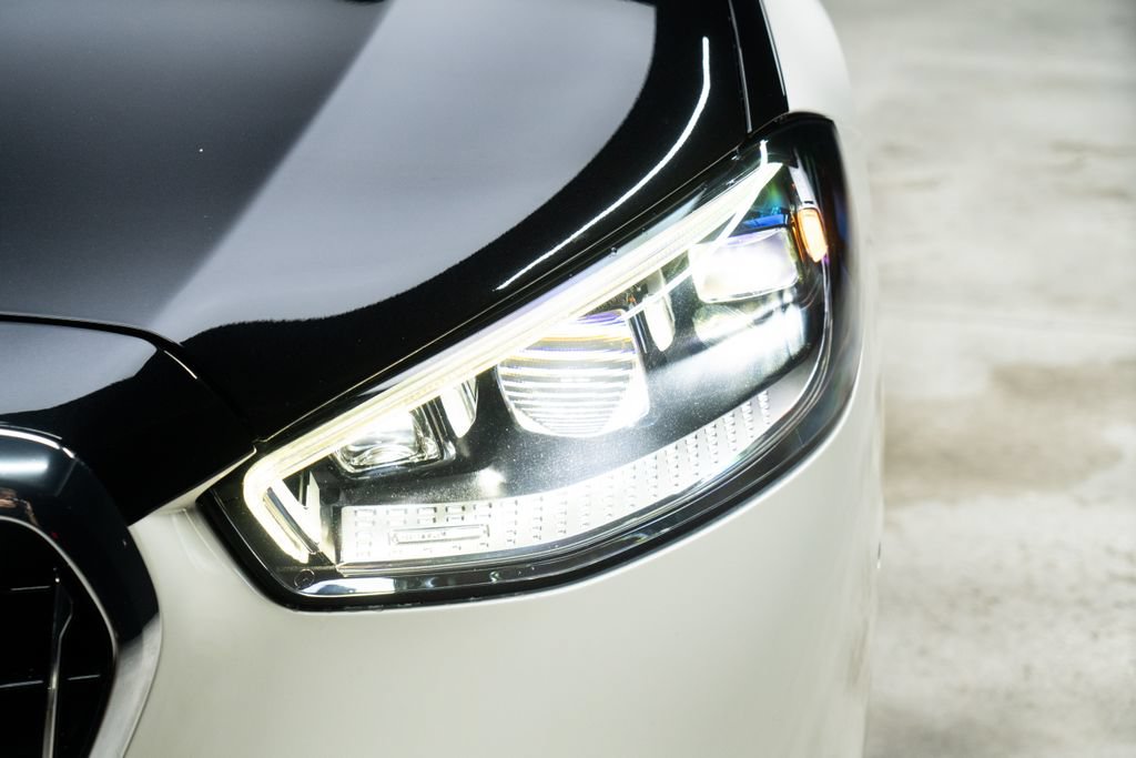 Used 2021 Mercedes-Benz Maybach S 580 4MATIC image 5
