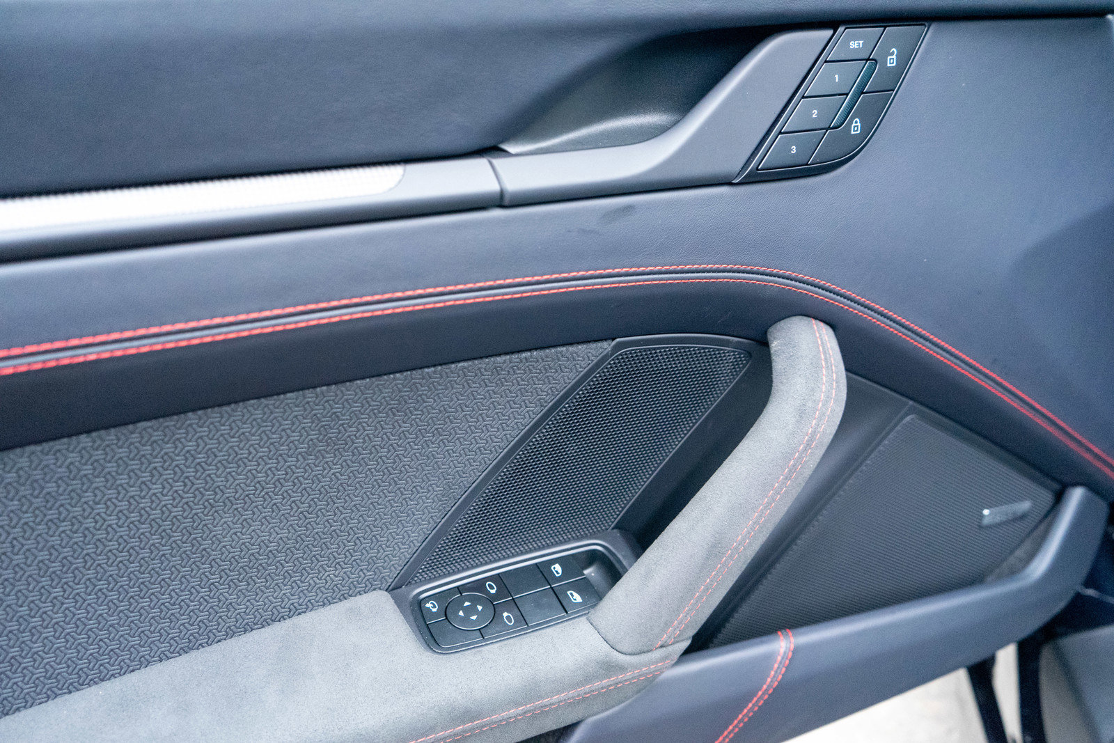 Used 2025 Porsche 911 Targa 4 GTS image 15