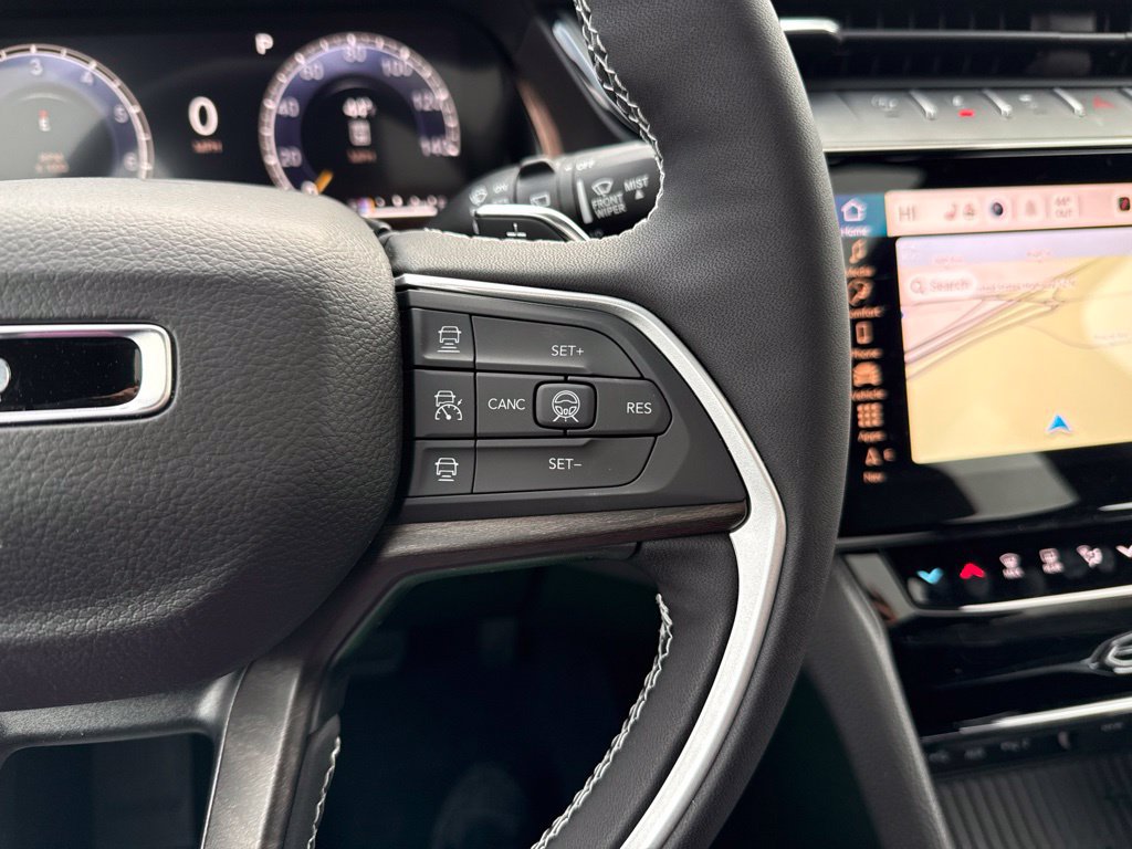 New 2027 Jeep Grand Cherokee Limited AWD/4WD image 36