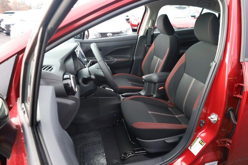 New 2025 Nissan Versa SR w/ Trunk Package image 8