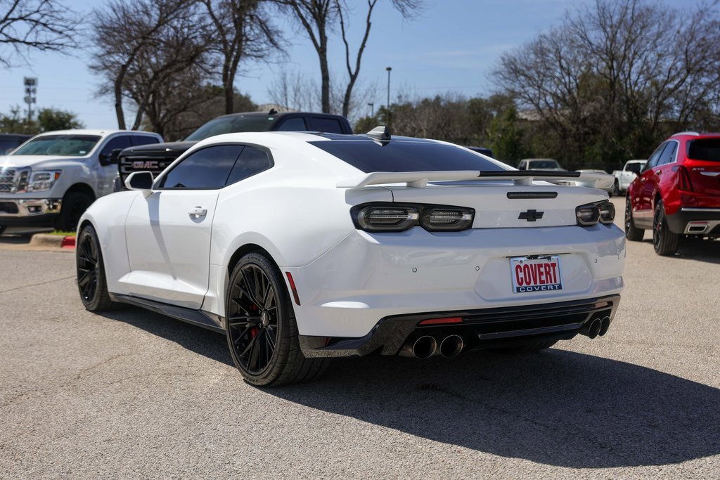Used 2021 Chevrolet Camaro ZL1 image 3