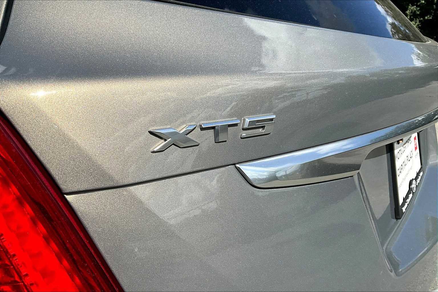 Used 2019 Cadillac XT5 Luxury image 30