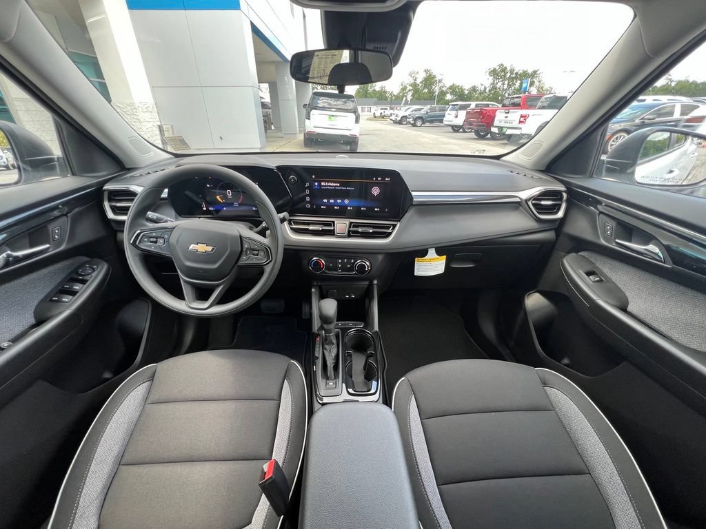 New 2026 Chevrolet TrailBlazer LS FWD video 2
