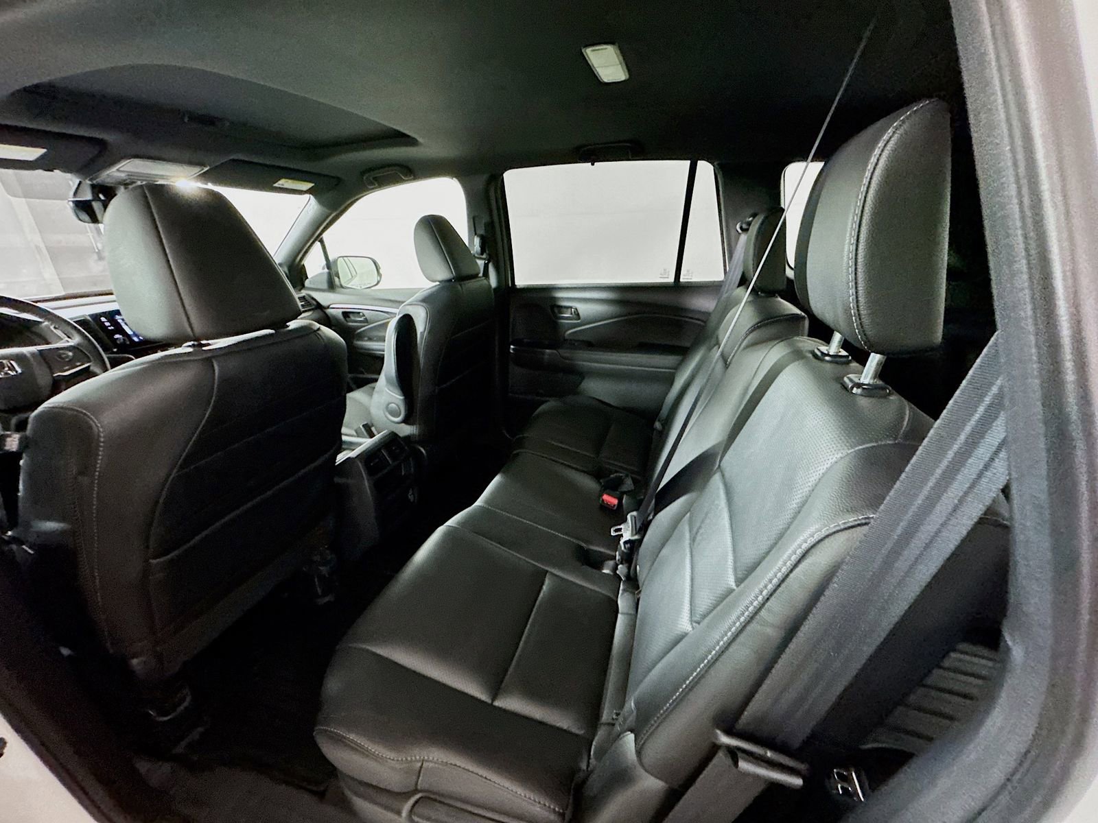 Used 2023 Honda Passport EX-L image 21