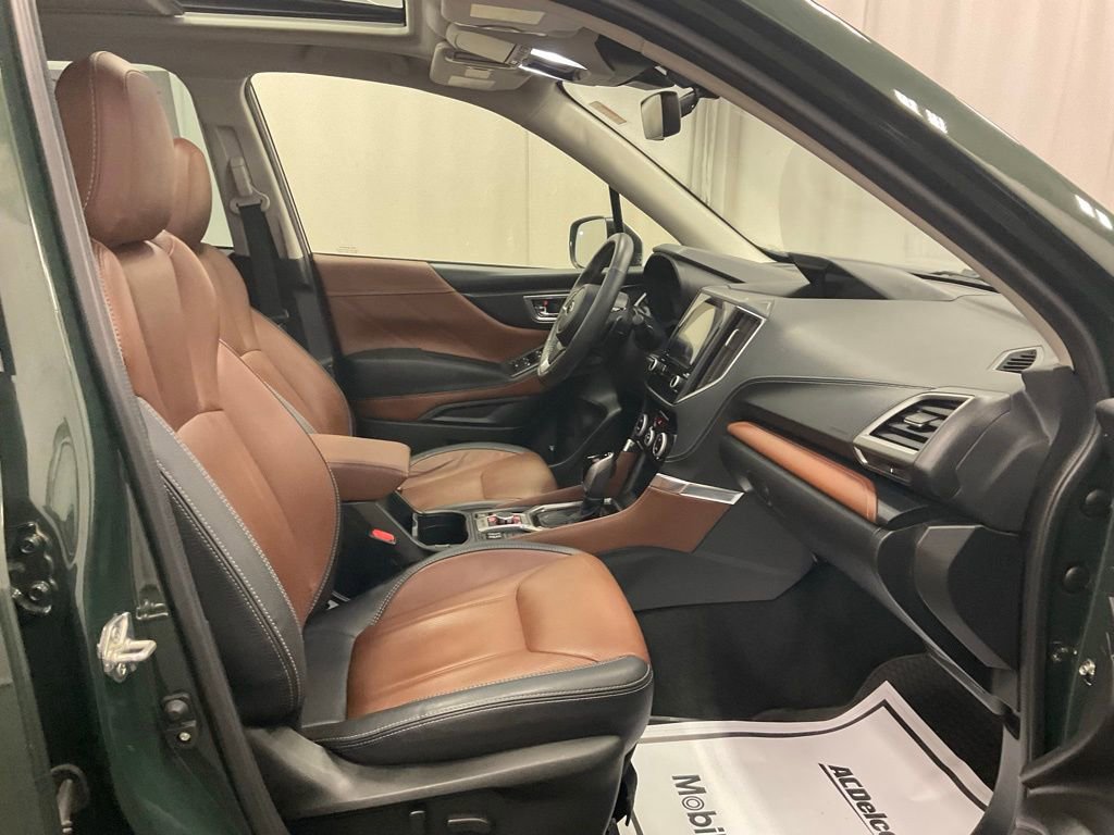 Used 2023 Subaru Forester Touring image 9