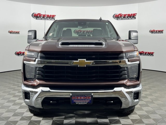 Used 2024 Chevrolet Silverado 2500 LT image 4