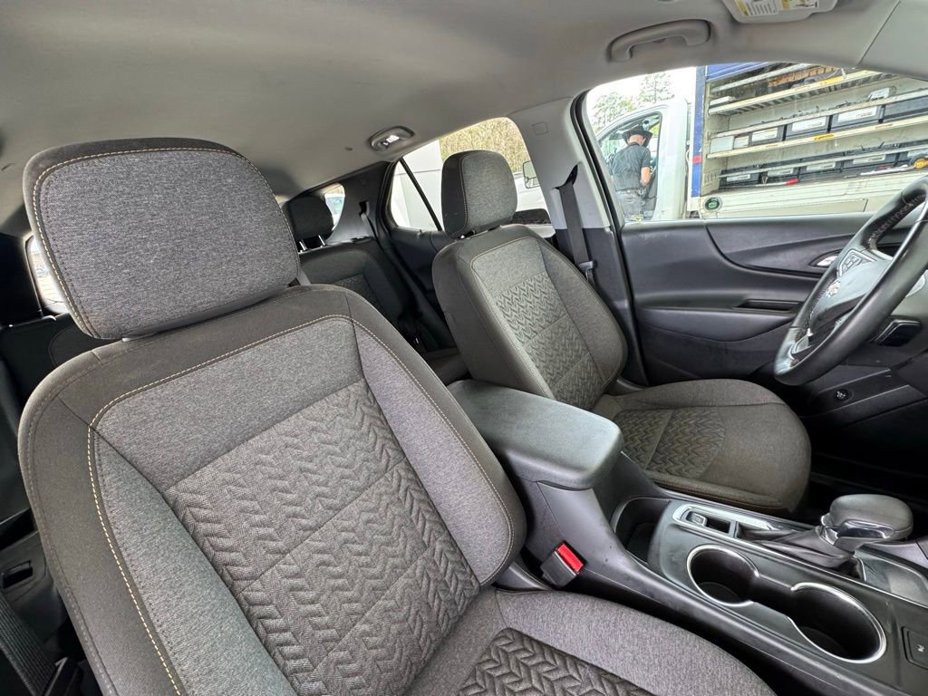 Used 2024 Chevrolet Equinox LT image 18