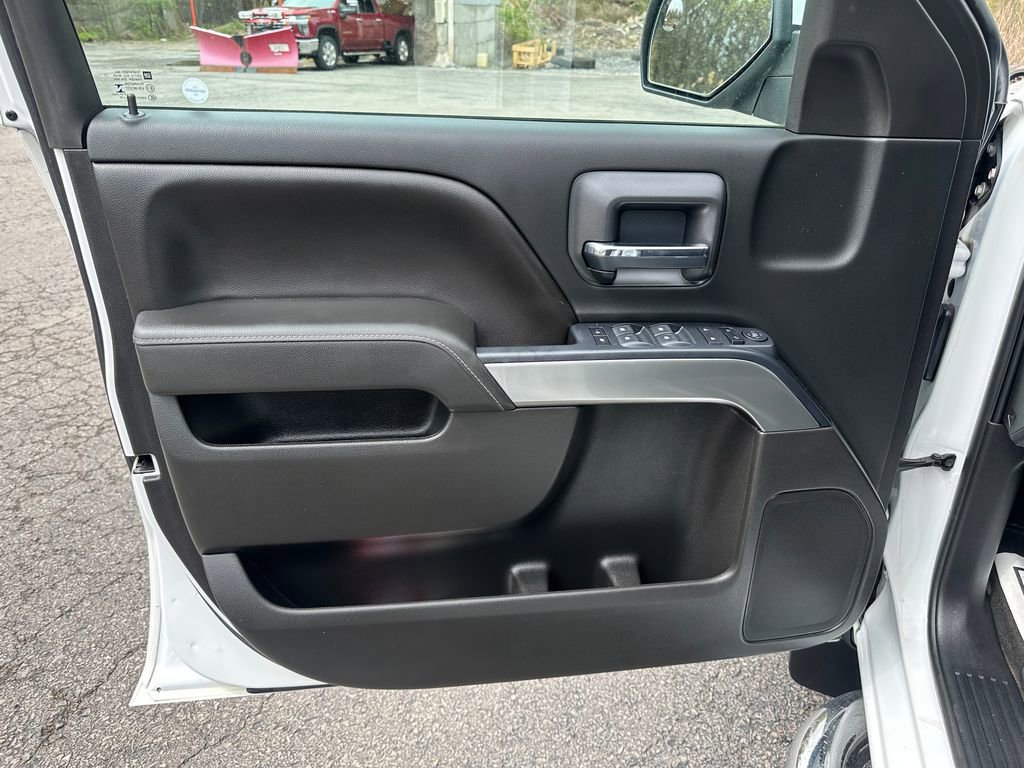 Used 2019 Chevrolet Silverado 1500 LT w/ All Star Edition AWD/4WD image 19