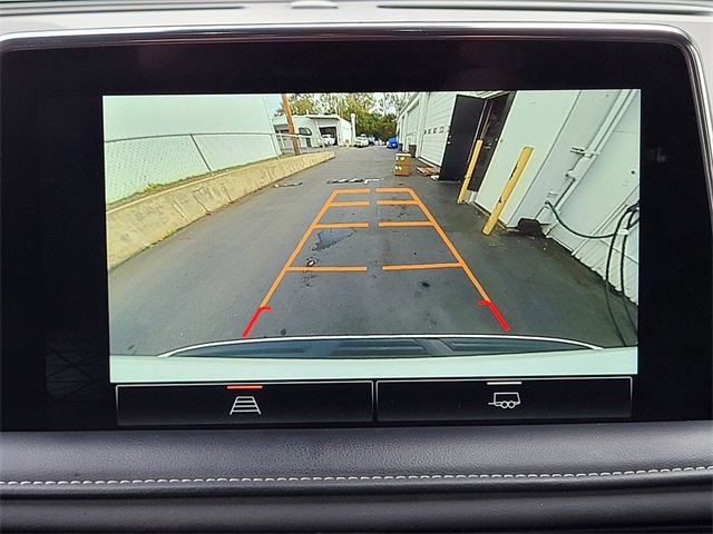 Used 2023 GMC Yukon SLT image 12