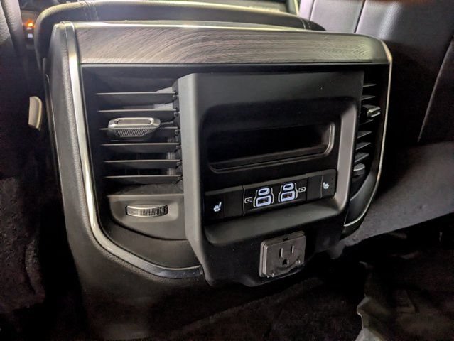 Used 2025 RAM 2500 Laramie AWD/4WD image 14