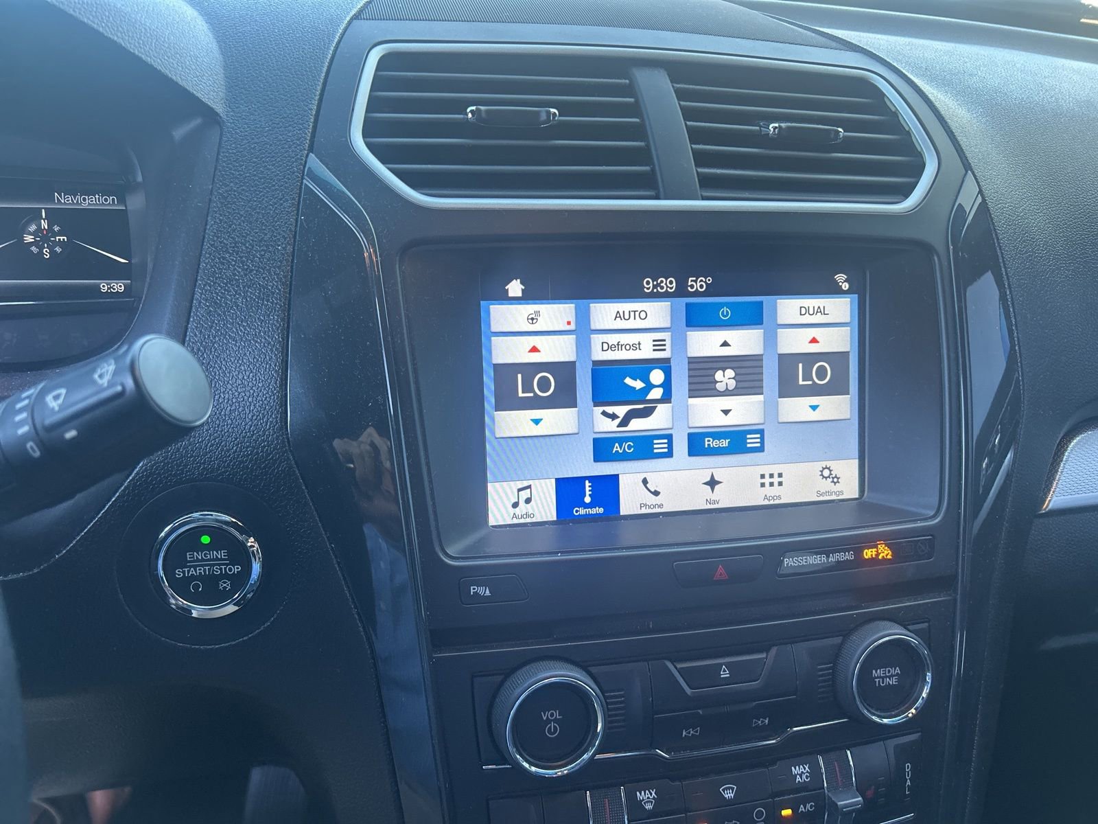 Used 2017 Ford Explorer XLT w/ Equipment Group 202A image 15