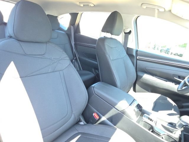 Certified 2024 Hyundai Tucson SE FWD image 8