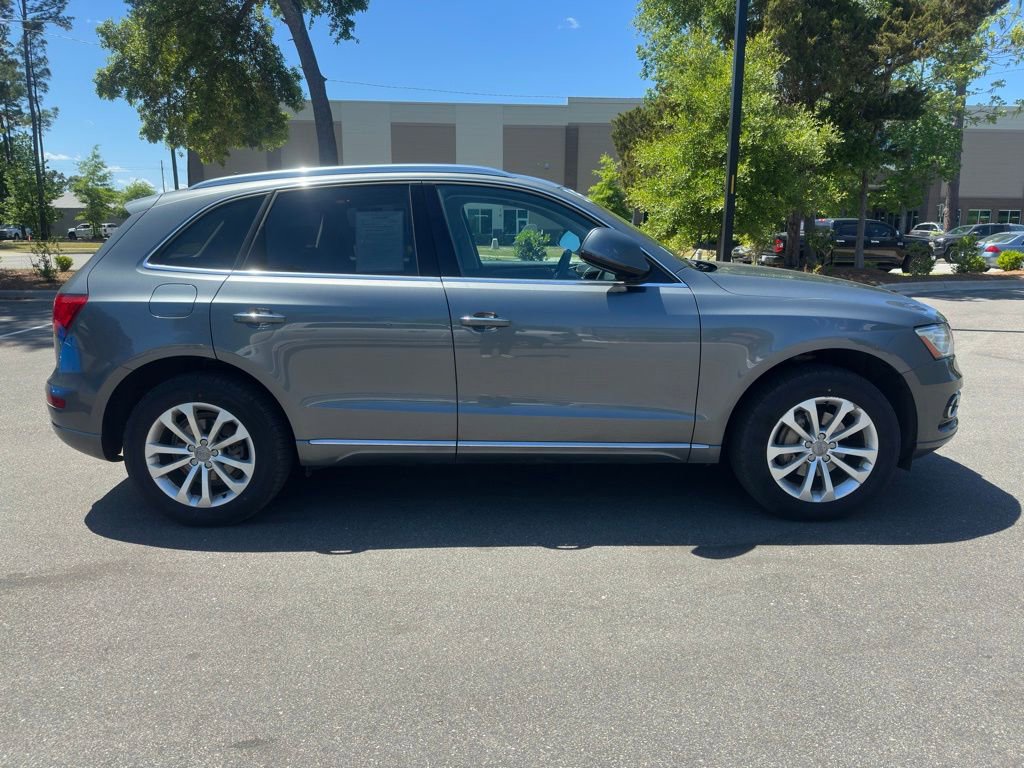 Used 2016 Audi Q5 2.0T Premium Plus w/ Technology Package image 3