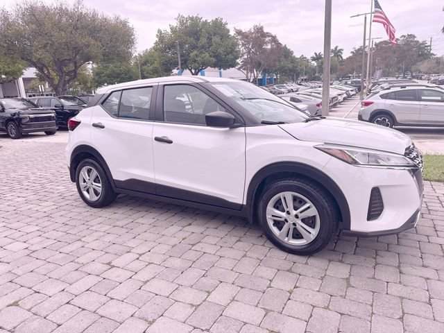 Used 2024 Nissan Kicks S FWD image 12
