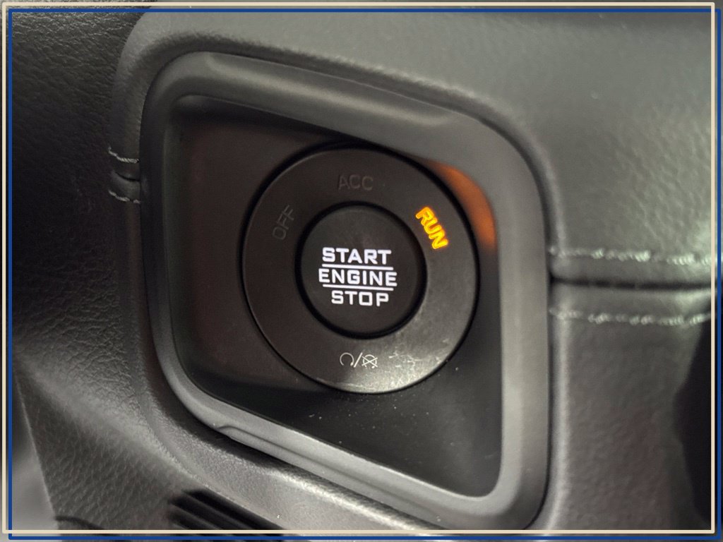 Certified 2025 Jeep Wrangler Unlimited Sahara AWD/4WD image 24