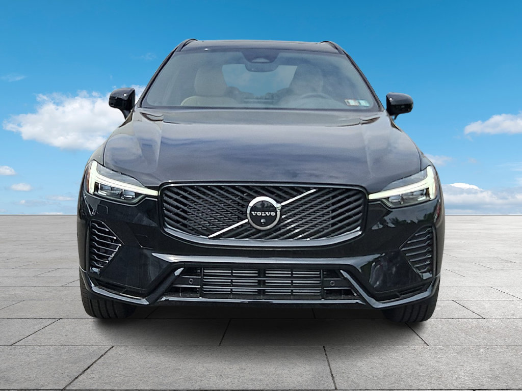 New 2026 Volvo XC60 T8 Plus w/ Protection Package Premier AWD/4WD image 3