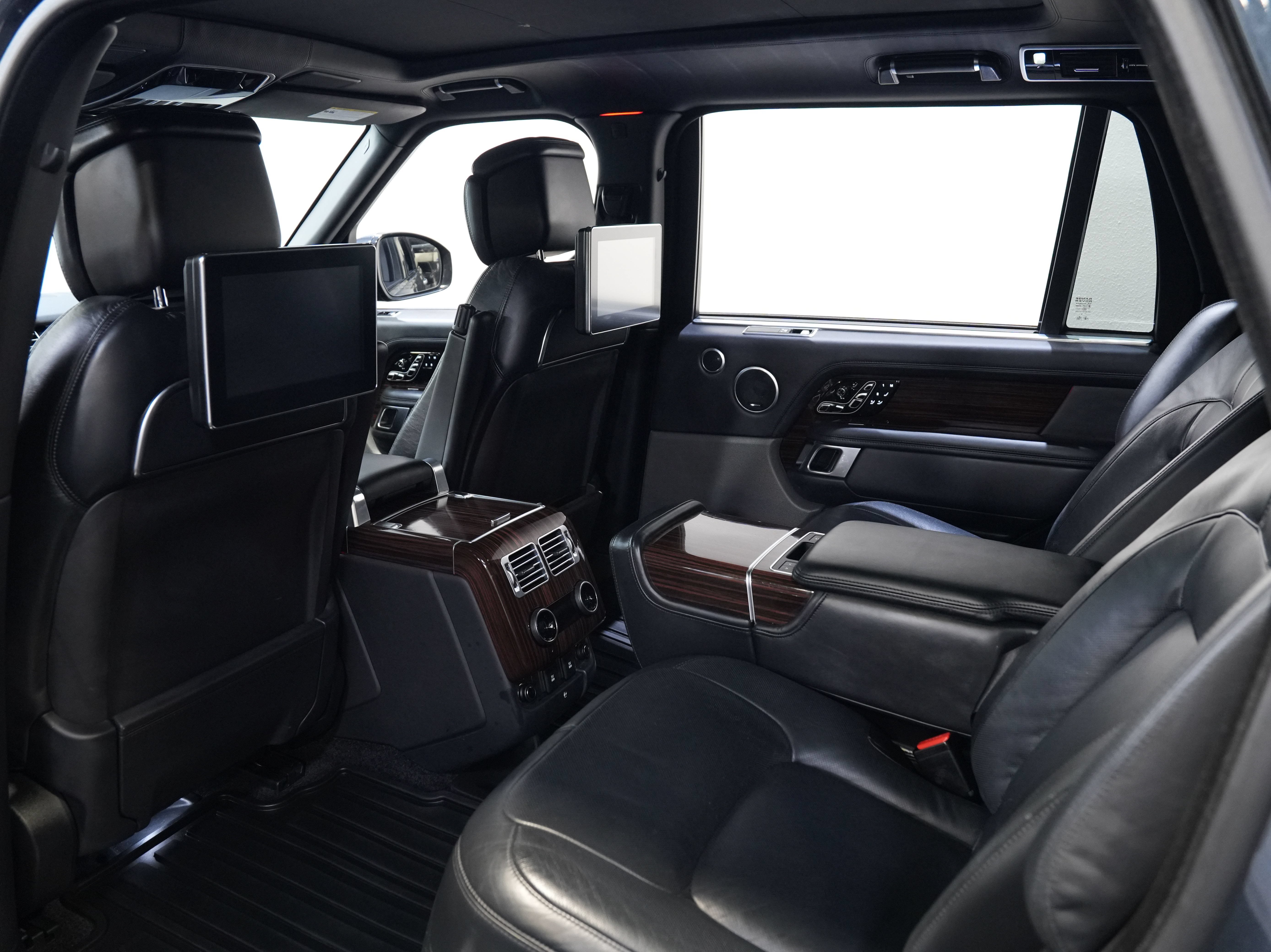 Used 2018 Land Rover Range Rover Long Wheelbase Autobiography AWD/4WD image 35