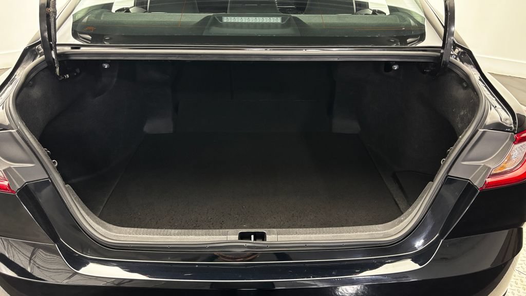 Used 2025 Toyota Camry LE FWD image 38