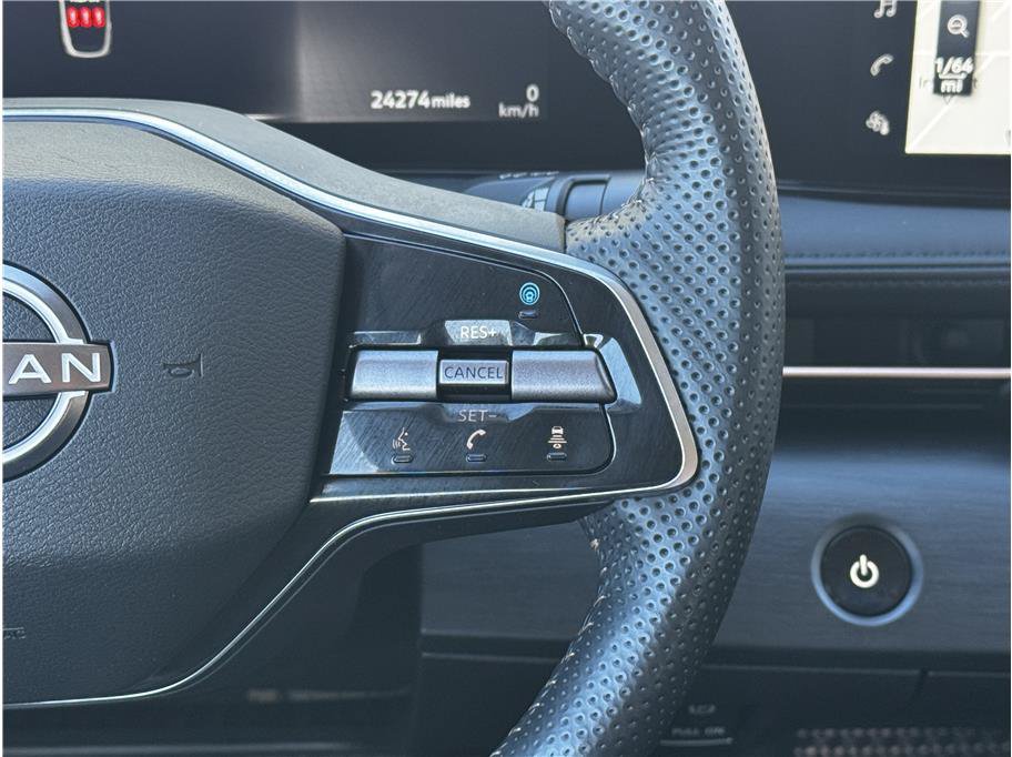 Used 2024 Nissan Ariya AWD image 22