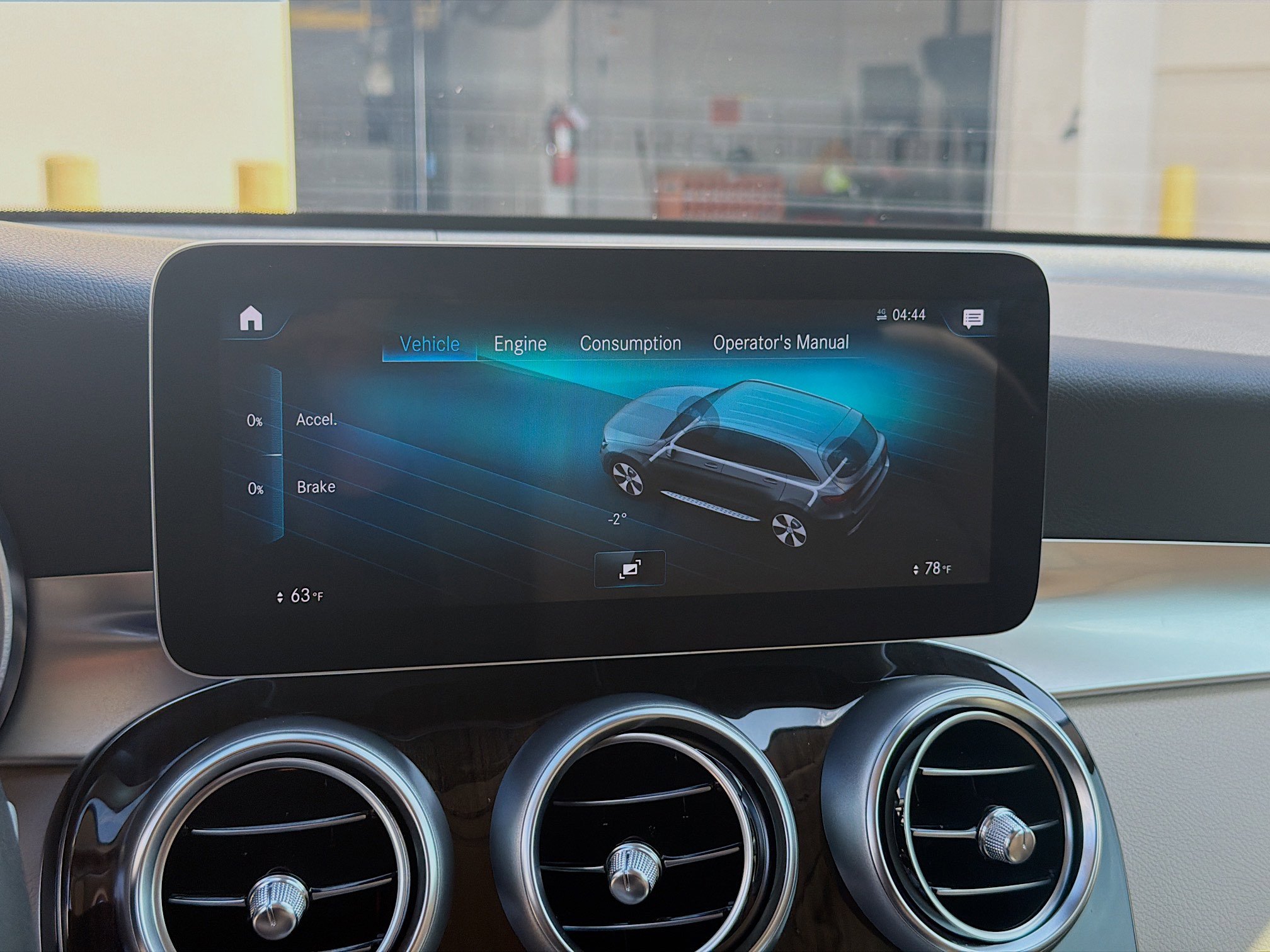 Used 2022 Mercedes-Benz GLC 300 w/ Premium Package Lite image 11