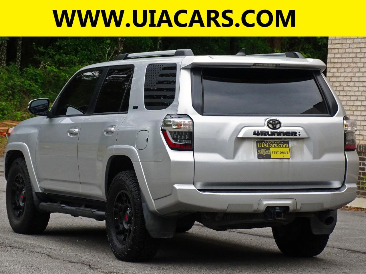 Used 2021 Toyota 4Runner SR5 Premium w/ Moonroof Package RWD image 7