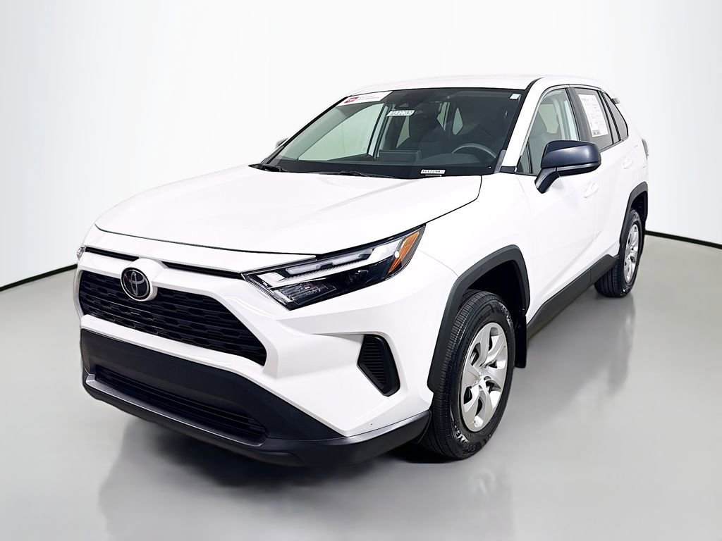 Certified 2023 Toyota RAV4 LE image 3